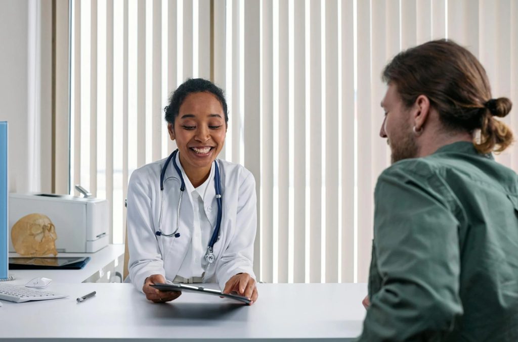 El seguro médico cubre resonancia magnética Qué operaciones cubre Sanitas